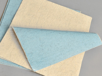 Absorbent Pads Oil (Polybacked) 41x 46cm. Ecospill Premier Extra (pack/100)