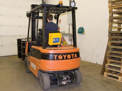 Spill Response Kit Haz Mat Forklift Spill. L320 x W140 x H320mm. 10.4L Capacity. Pig