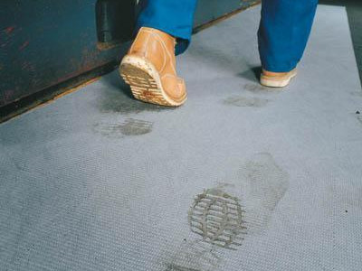 Pig - Elephant Mat. 46m x W840mm. 87 Absorption Capacity