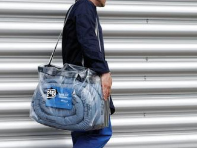 Spill Response Kit Oil Clear Cube Bag H410 x W520 x D320mm 54.4L Capacity. Pig