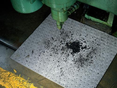 Pig Mat Pads - Universal Heavy. L510 x W380mm. 83.6L Absorption (Pk of 100)