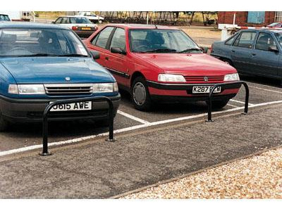 Perimeter Barrier with Horizontal Rail - Ragged. H1000 x L2000mm