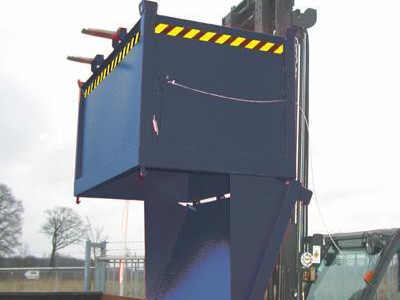 Bottom Hinged Skip - 1250kg Capacity. L1000 x W1200 x H1160mm. Blue