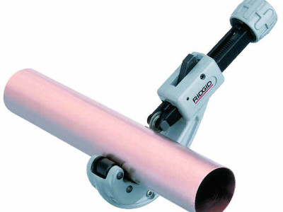 Quick-Acting Tube Cutter 100-170mm Capacity 156 Ridgid